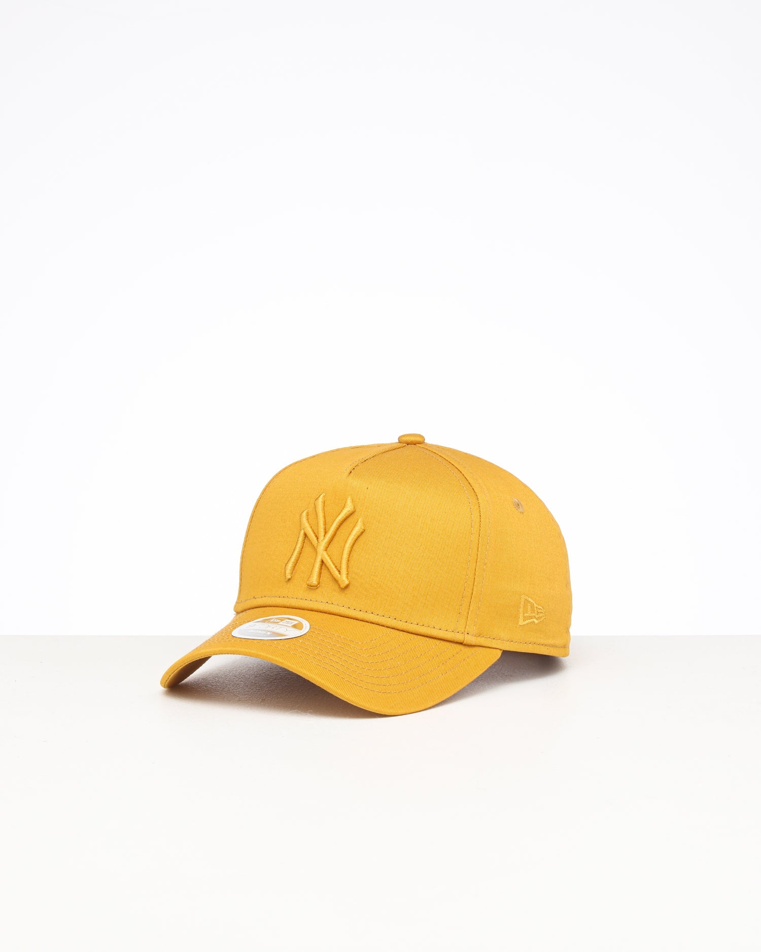 New Era Women's New York Yankees 9FORTY A-Frame Strapback Gold