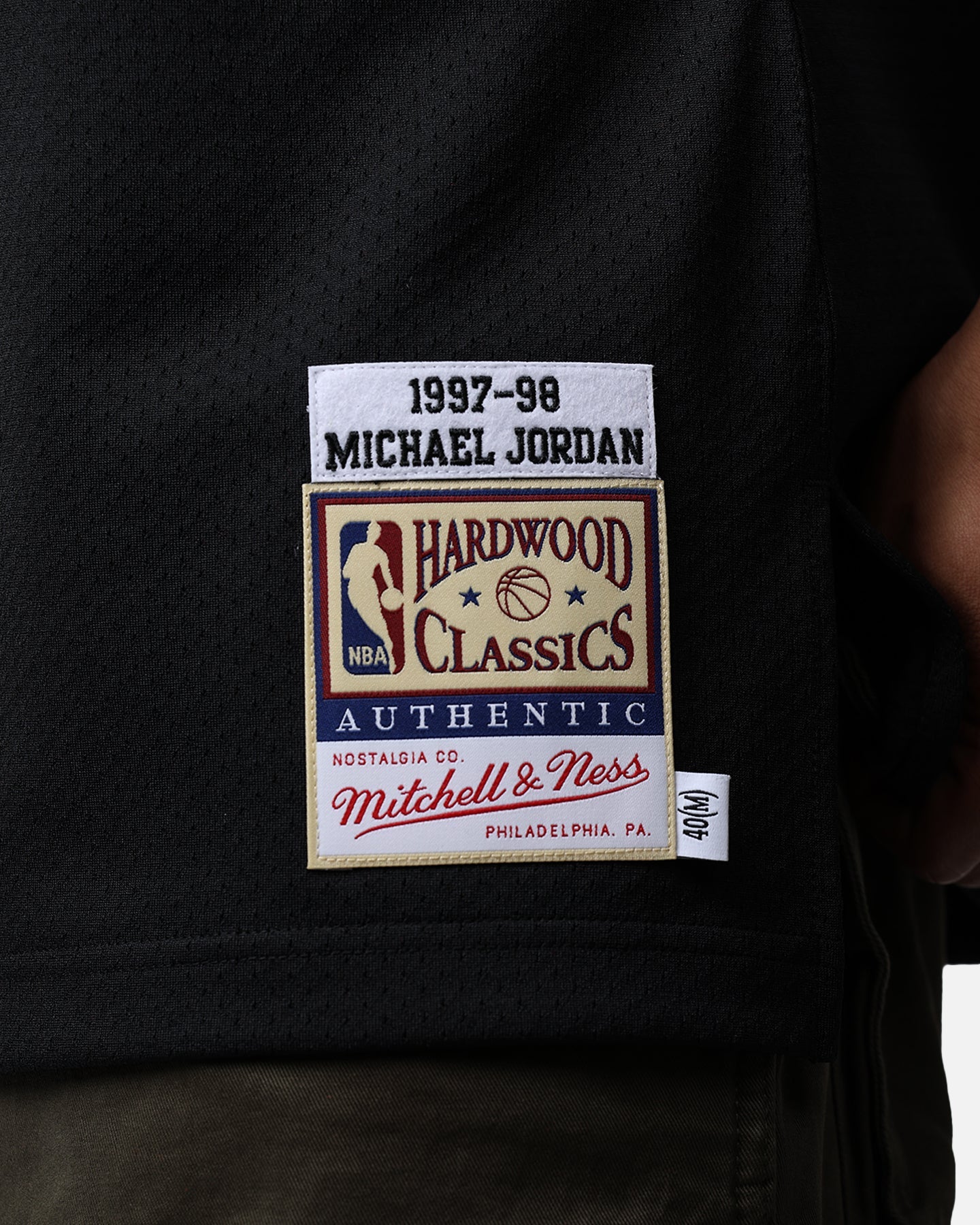 Mitchell & Ness Chicago Bulls Michael Jordan '97-'98 #23 Authentic NBA Jersey Black