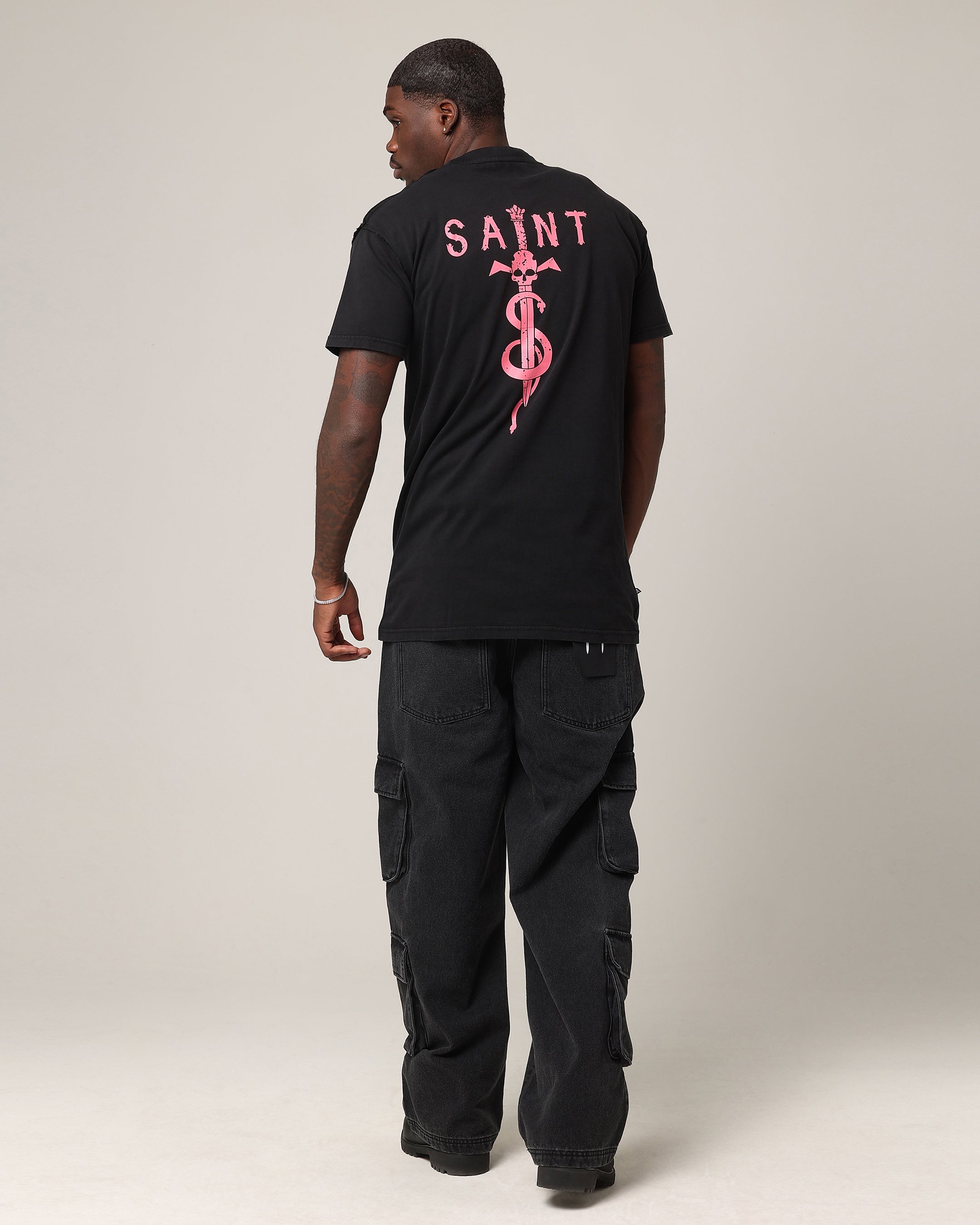 Saint Morta Daggers Lafayette T-Shirt Vintage Black/Pink
