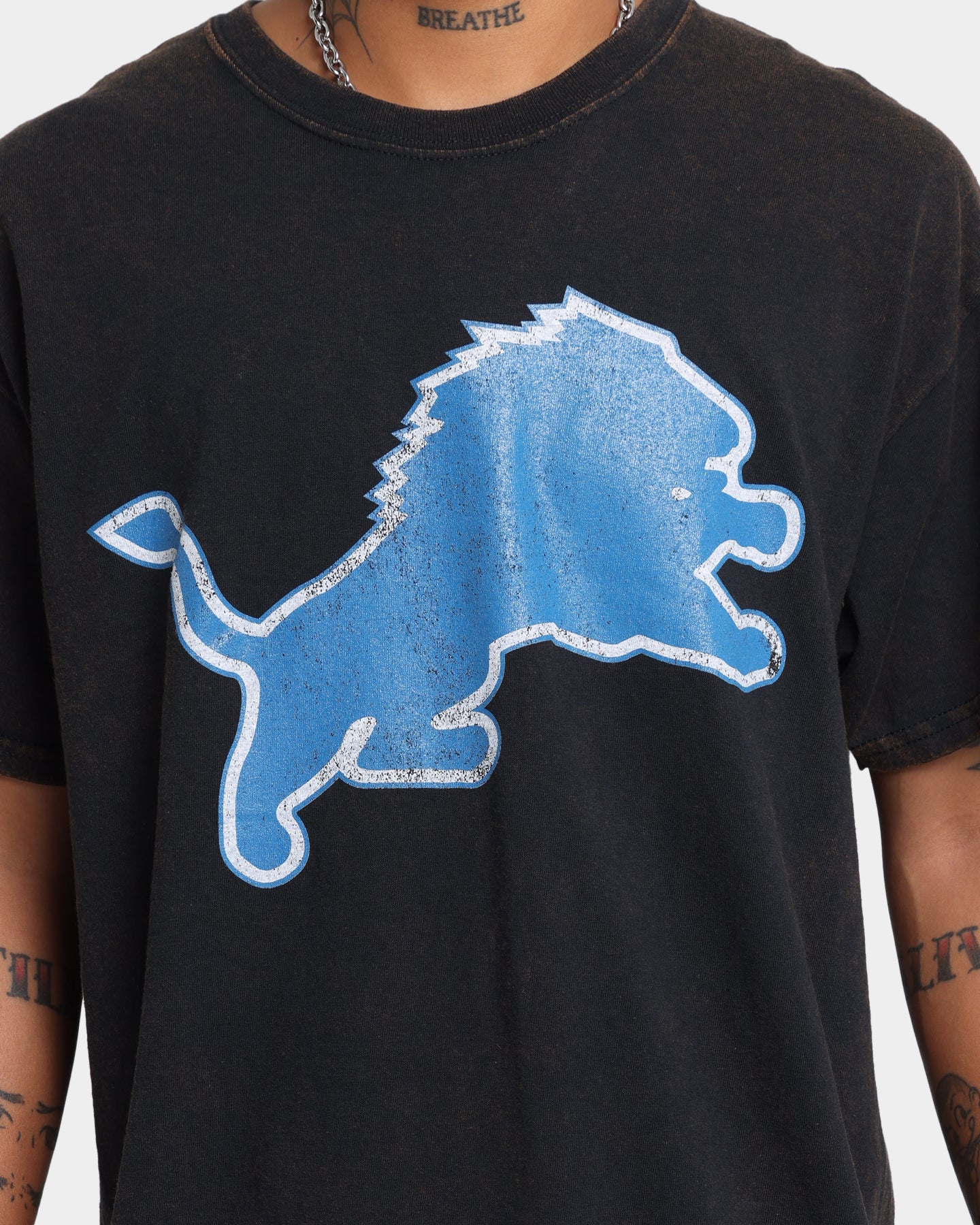 Mitchell & Ness Detroit Lions Oversized Logo Short Sleeve Vintage T-Shirt Vintage Black