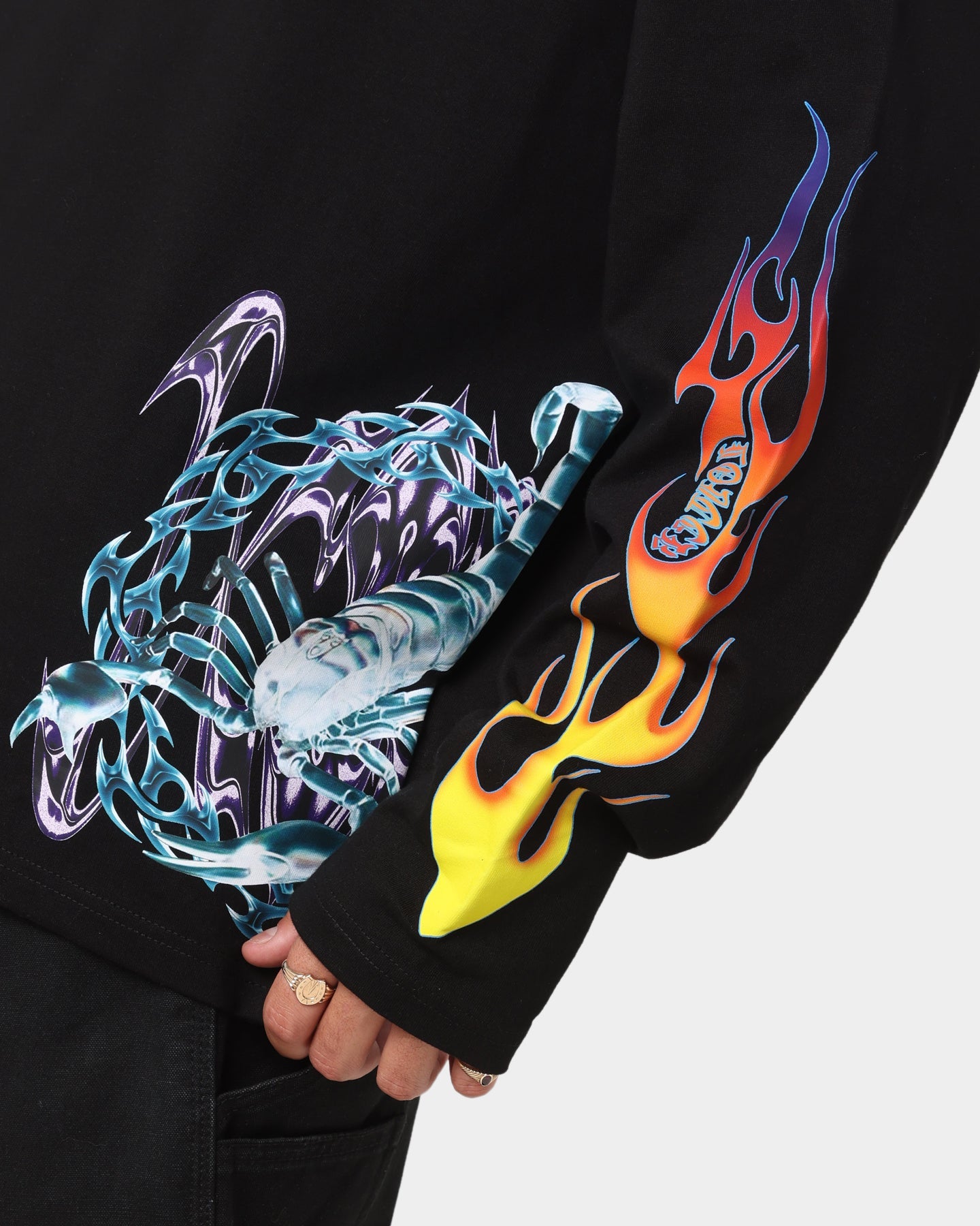 Loiter Cyber Scorpion Long Sleeve T-Shirt Black
