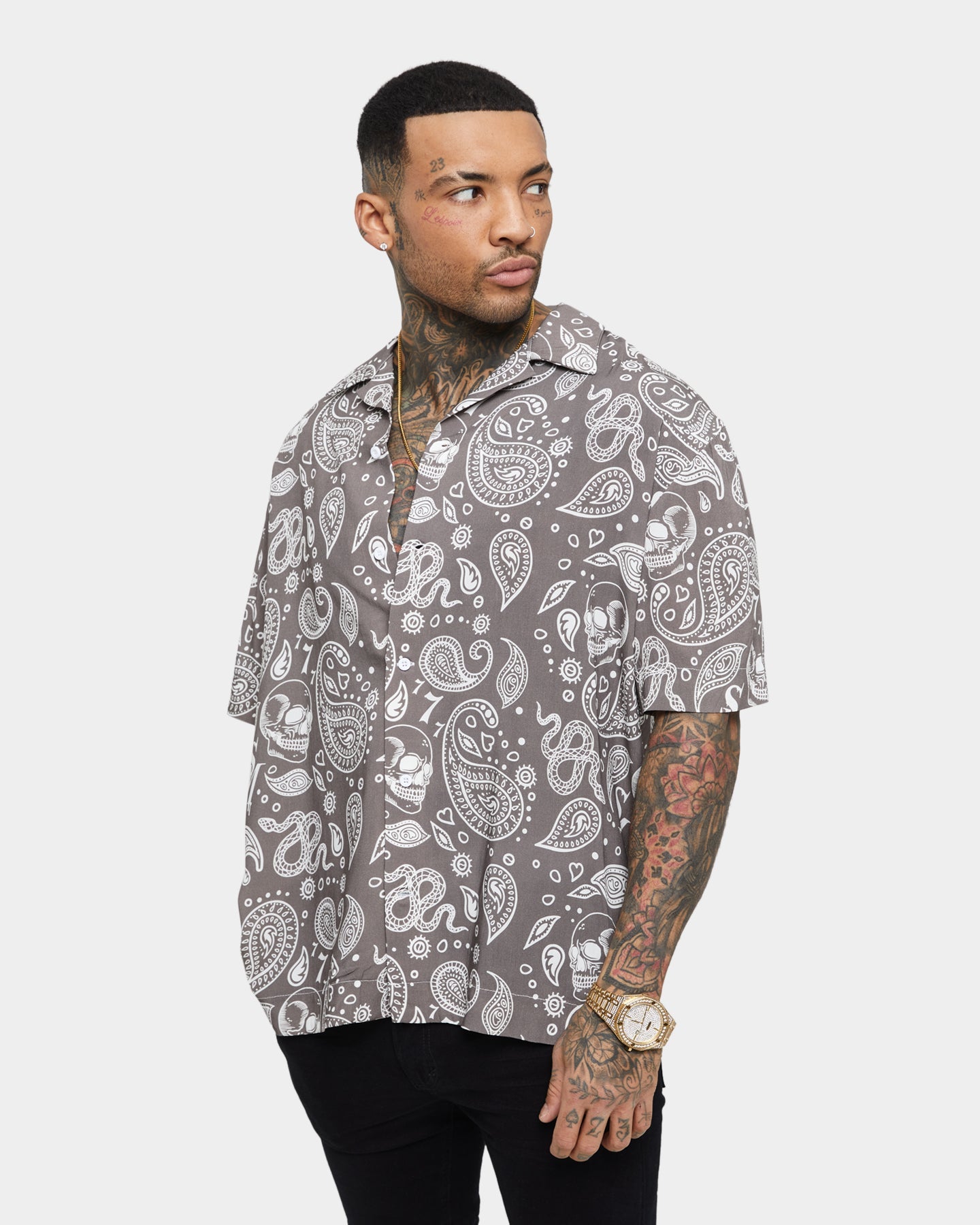 Saint Morta Paisley Skulls Short Sleeve Button Up Shirt Vintage Brown