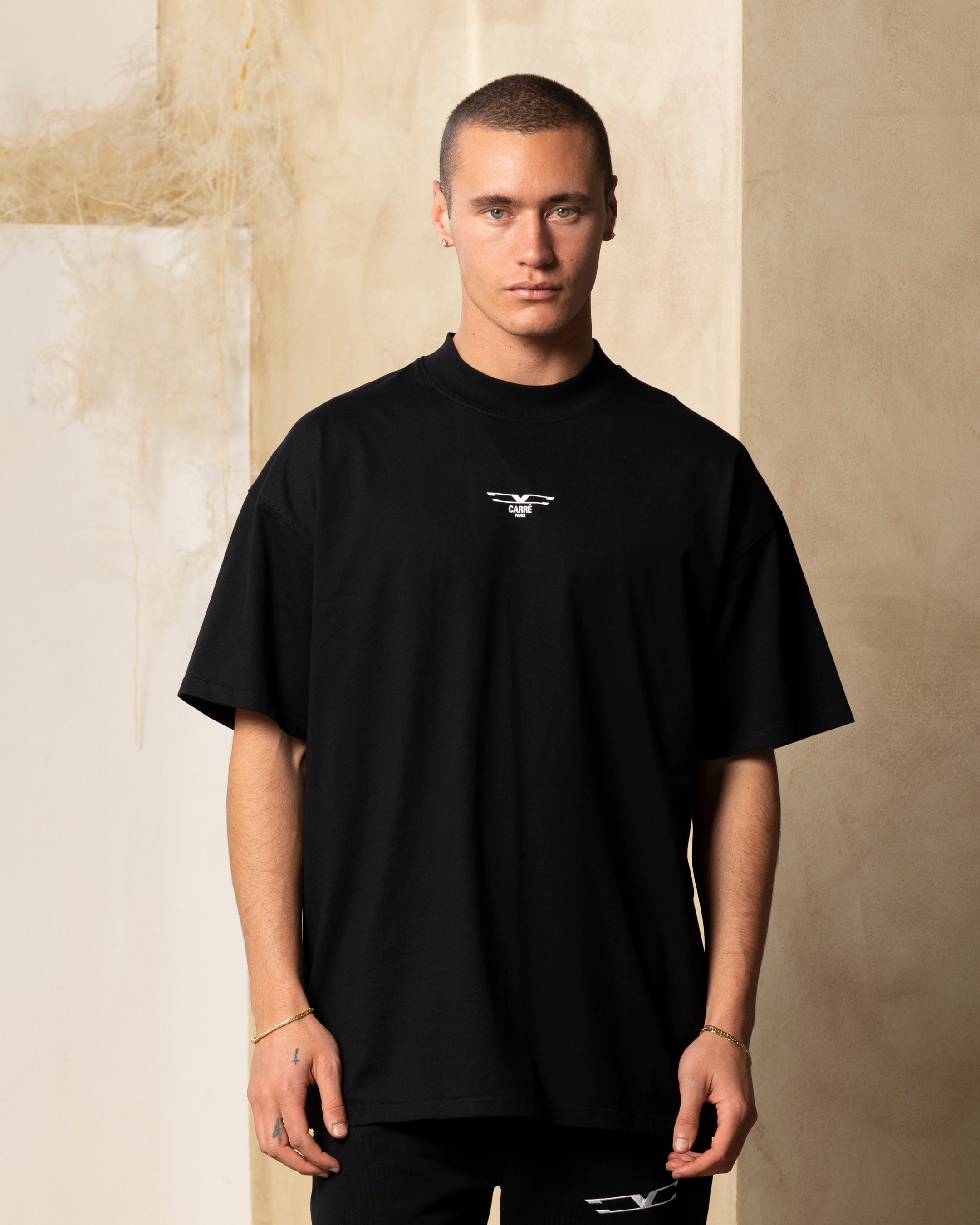 Carre Revolution Oversized T-Shirt Black
