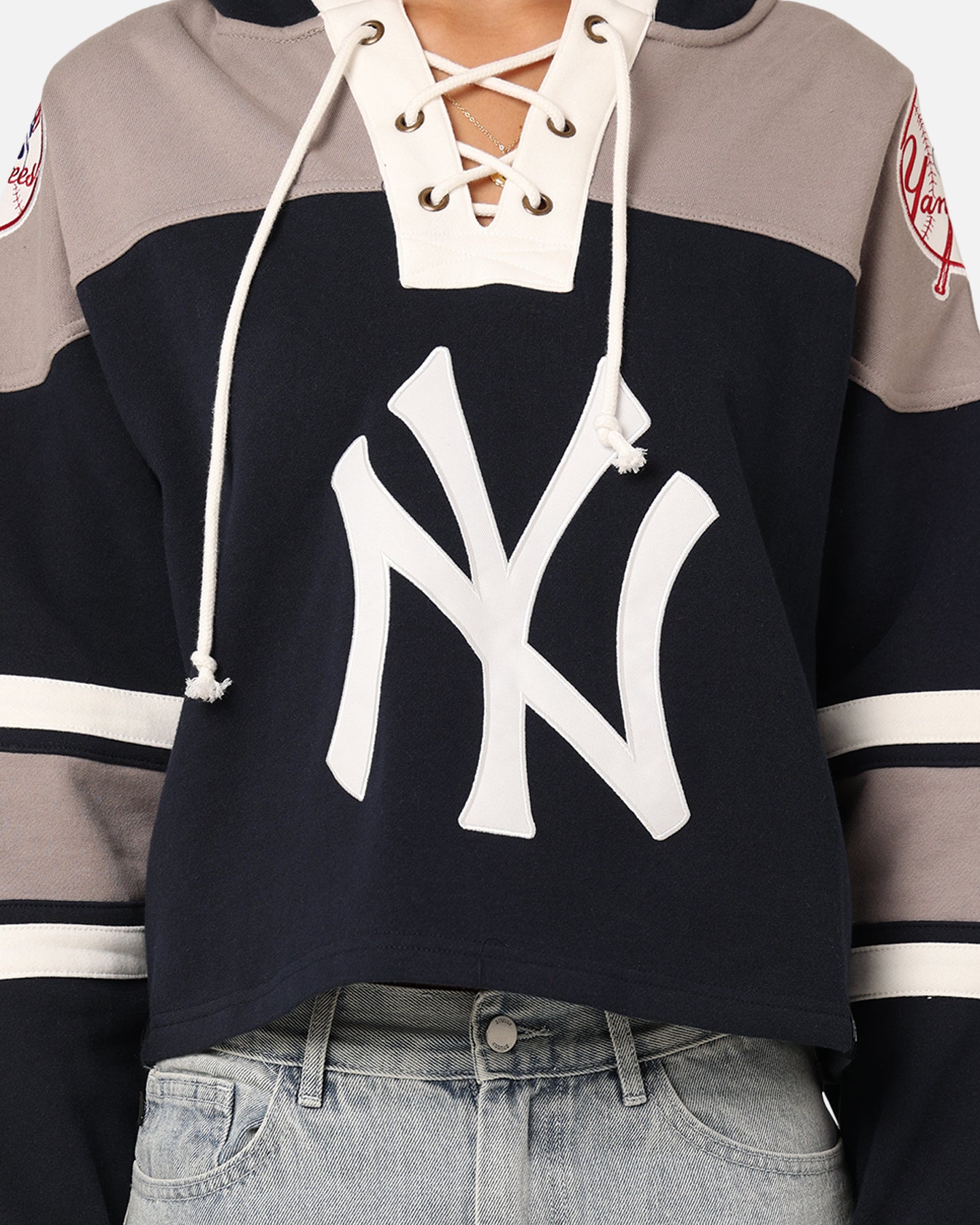 47 Brand Women's New York Yankees Cropped Lacer Hoodie Fall Navy