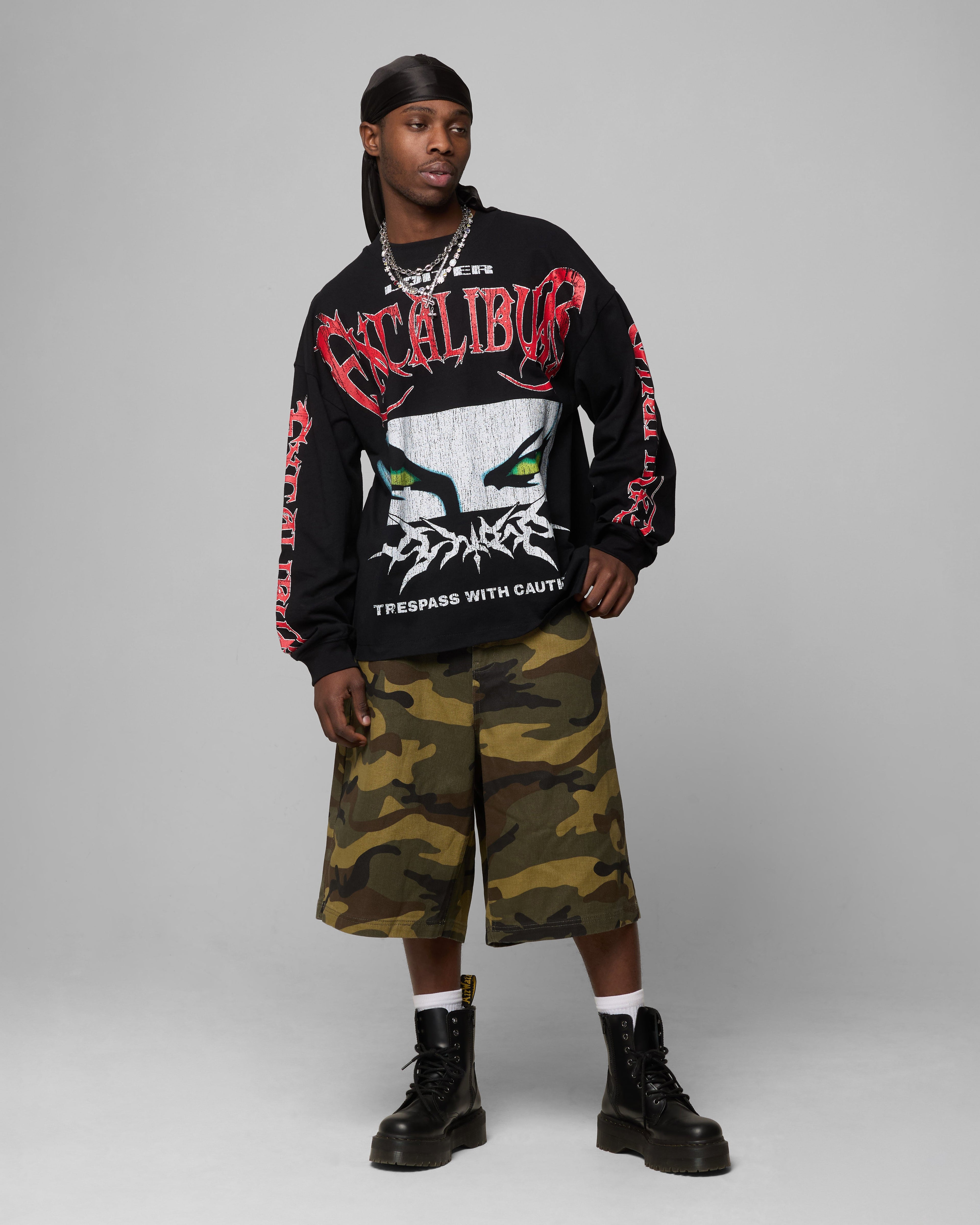 Loiter Trespass Long Sleeve T-Shirt Vintage Black