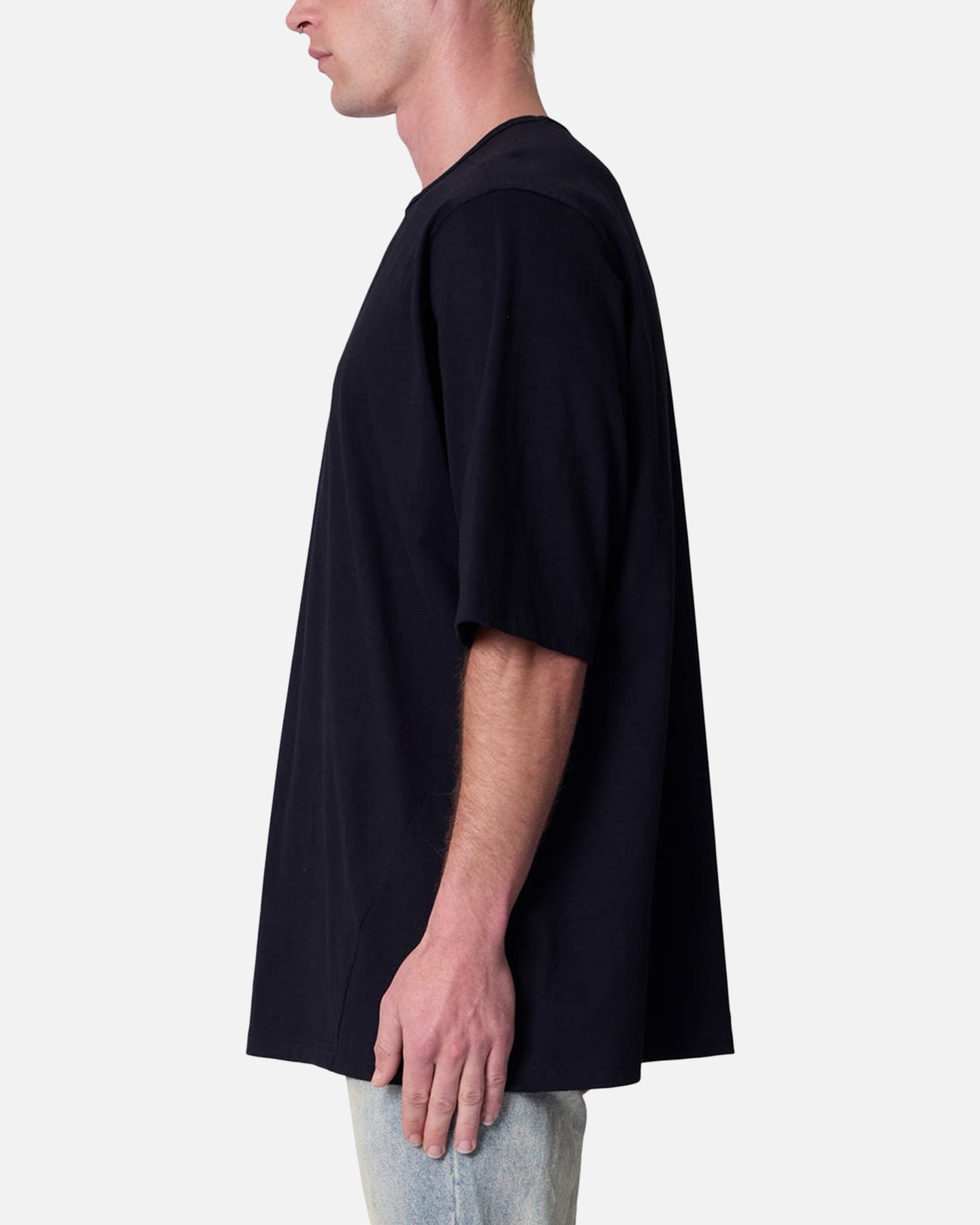 MNML 4 Eyelets T-Shirt Black