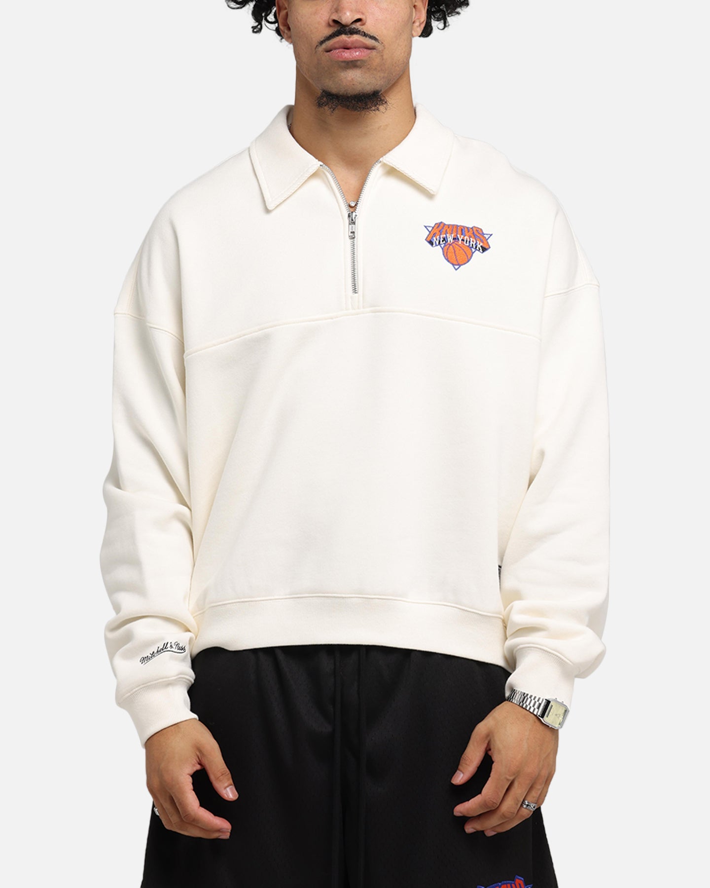 Mitchell & Ness New York Knicks Boxy Quarter Zip Crewneck Egret