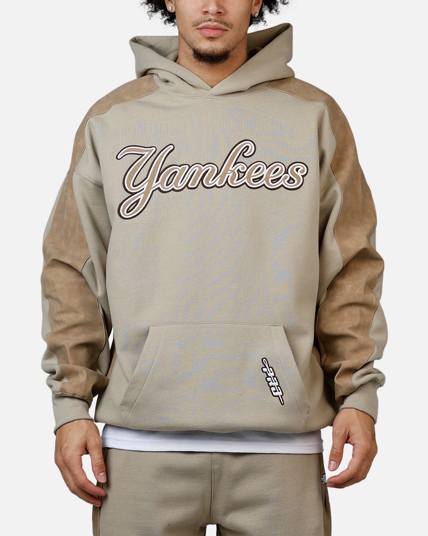 Pro Standard New York Yankees Panel Hoodie Tan