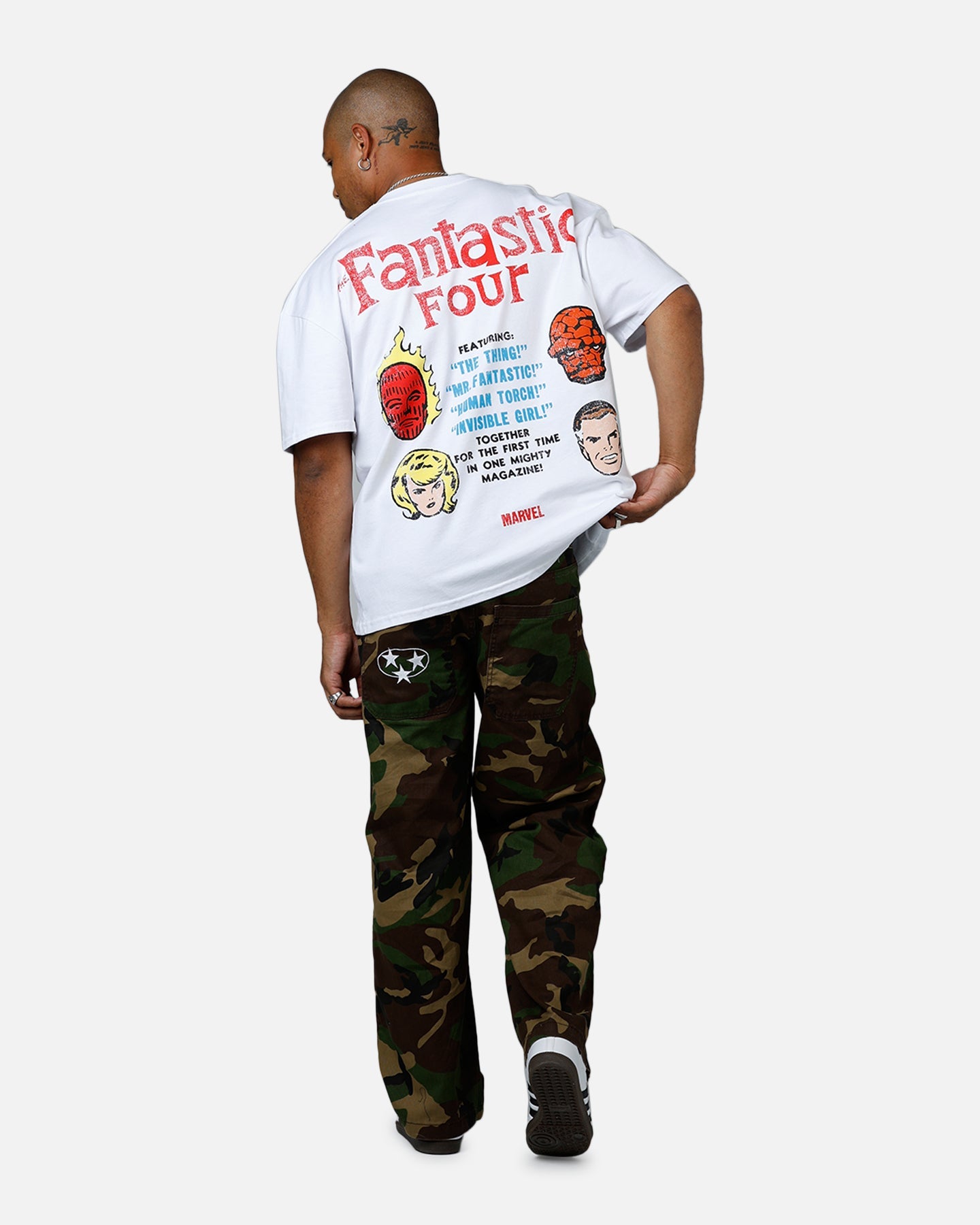 73Studio Marvel Fantastic Four Group Vintage T-Shirt White