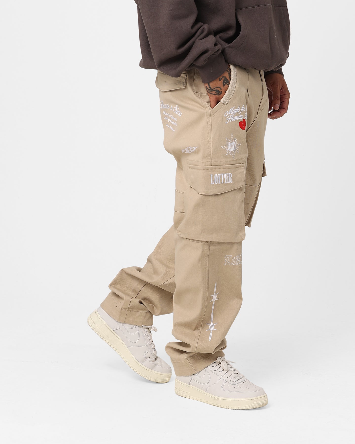 Loiter Sketch Cargo Pants Off White