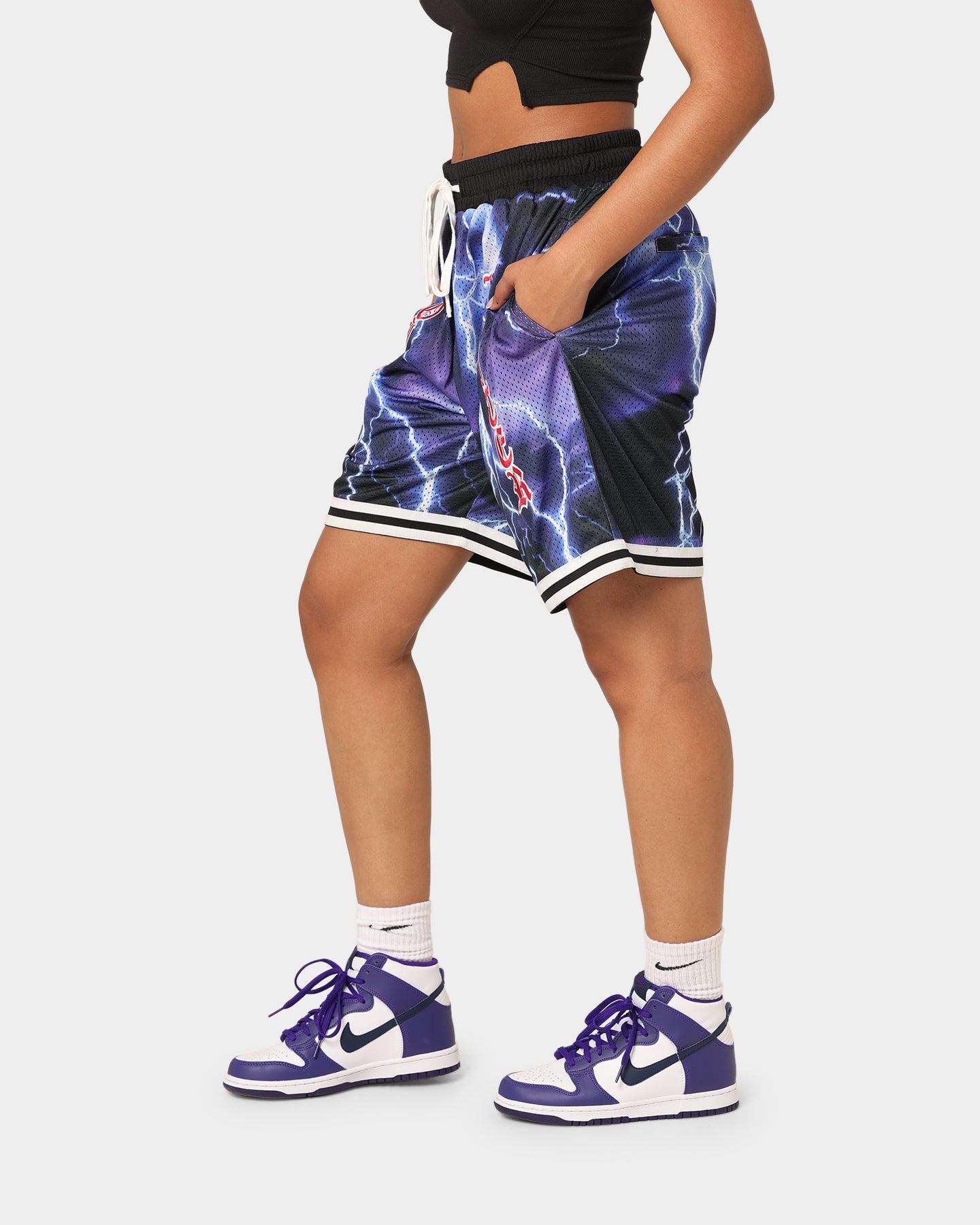 Loiter Script Ball Shorts Multi