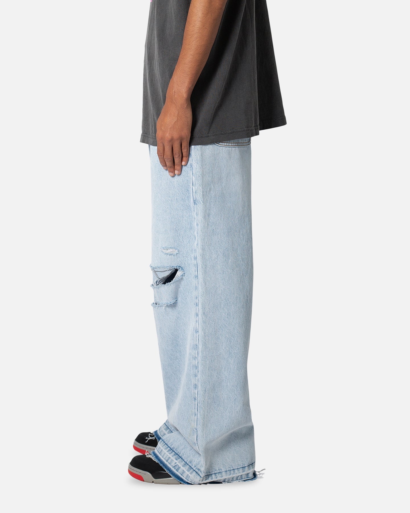 MNML Rave Baggy Jeans Light Blue