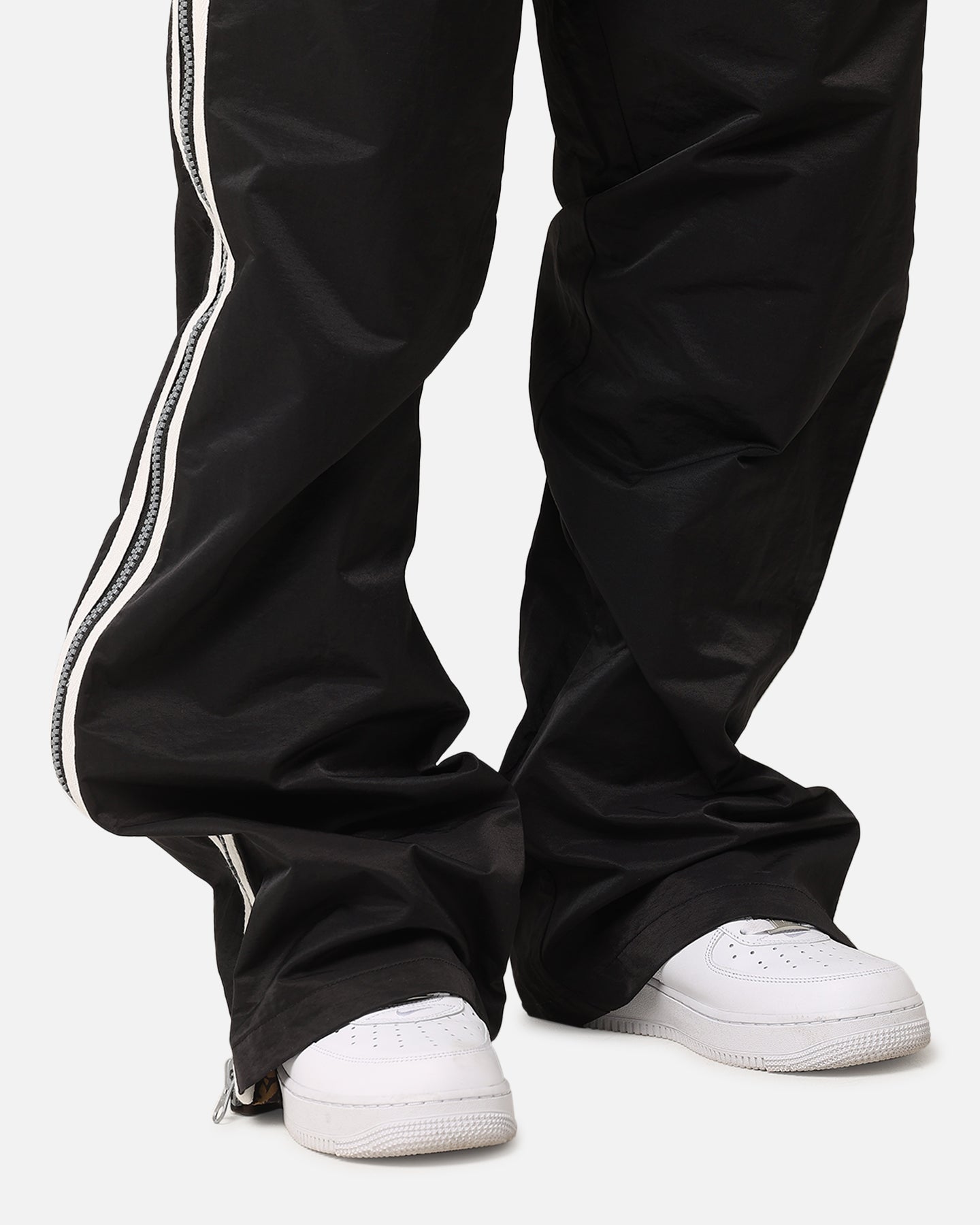 Loiter Hunter Track Pant Black