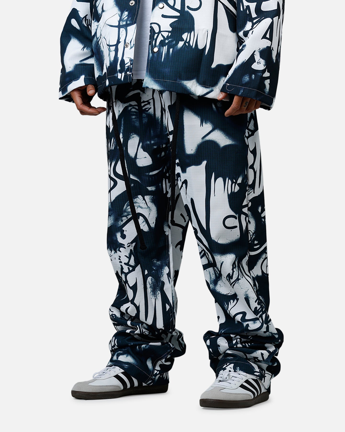 MNML Graffiti Coach Pants Black/White
