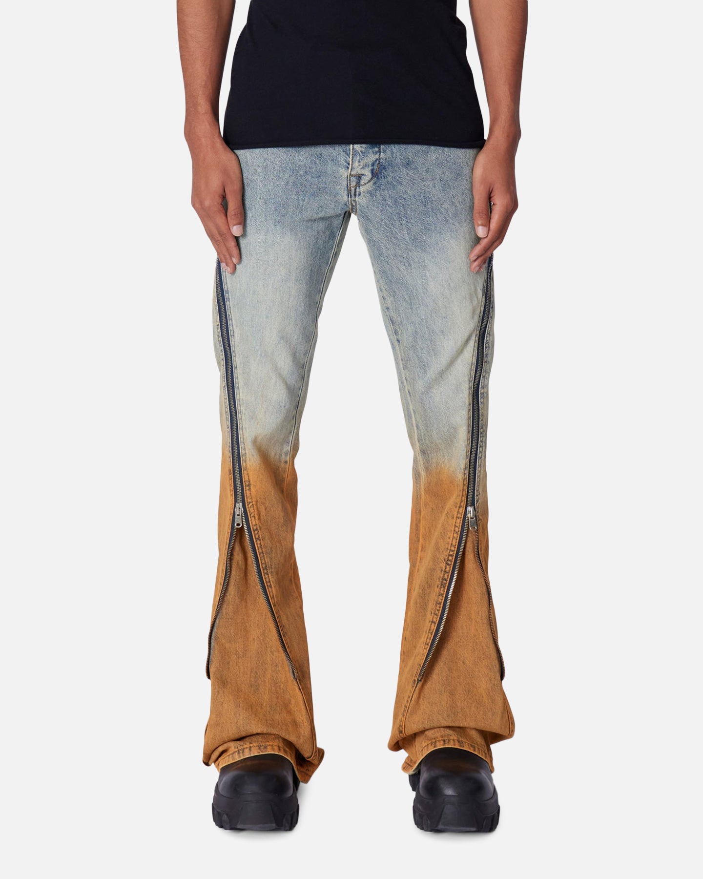 MNML D519 Zipper Flare Denim Jeans Light Blue