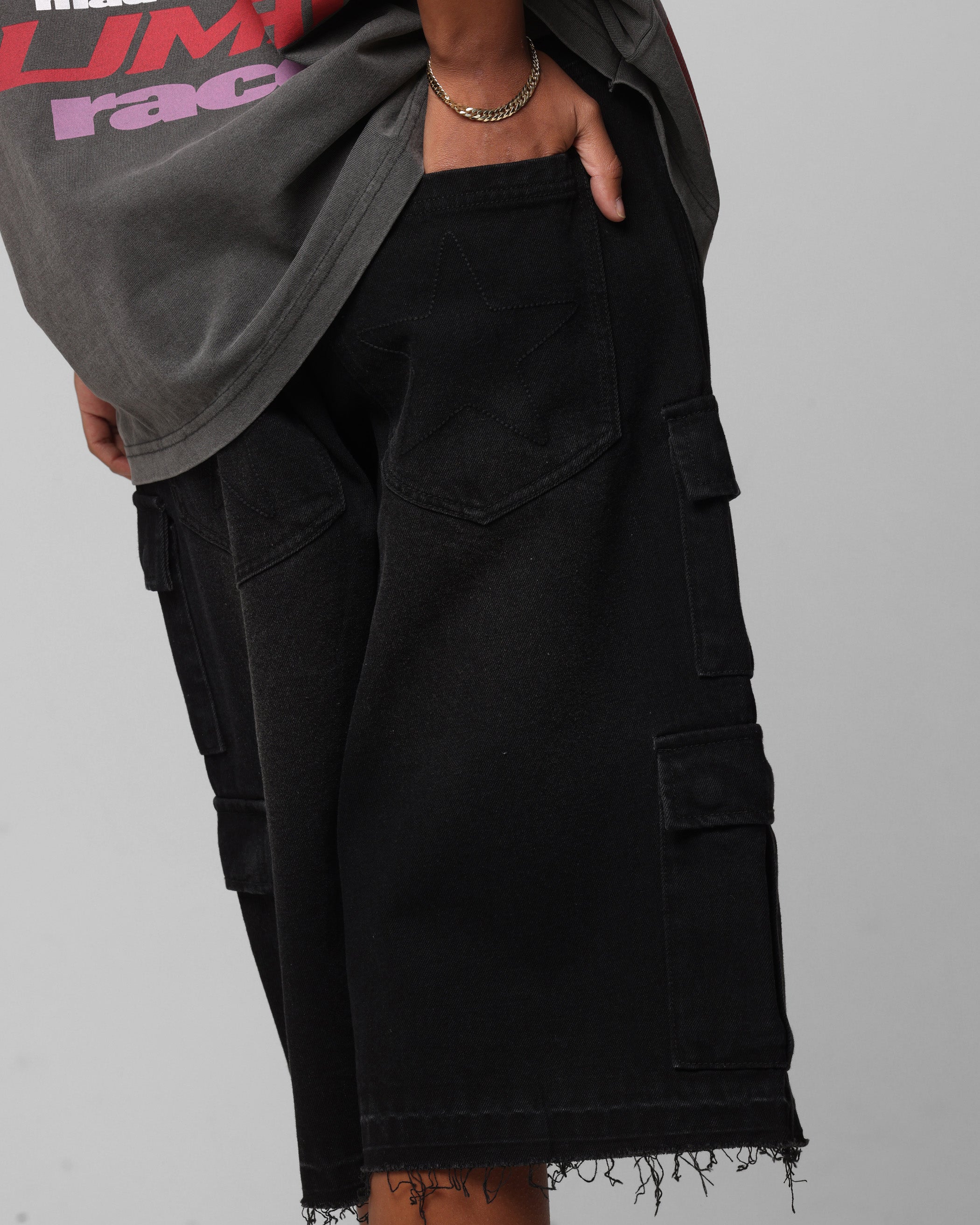 Loiter 3 Quarter Pants Washed Black