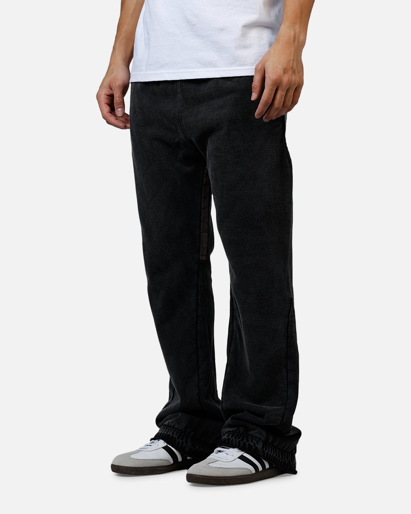MNML Contrast Bootcut Sweatpants Vintage Black