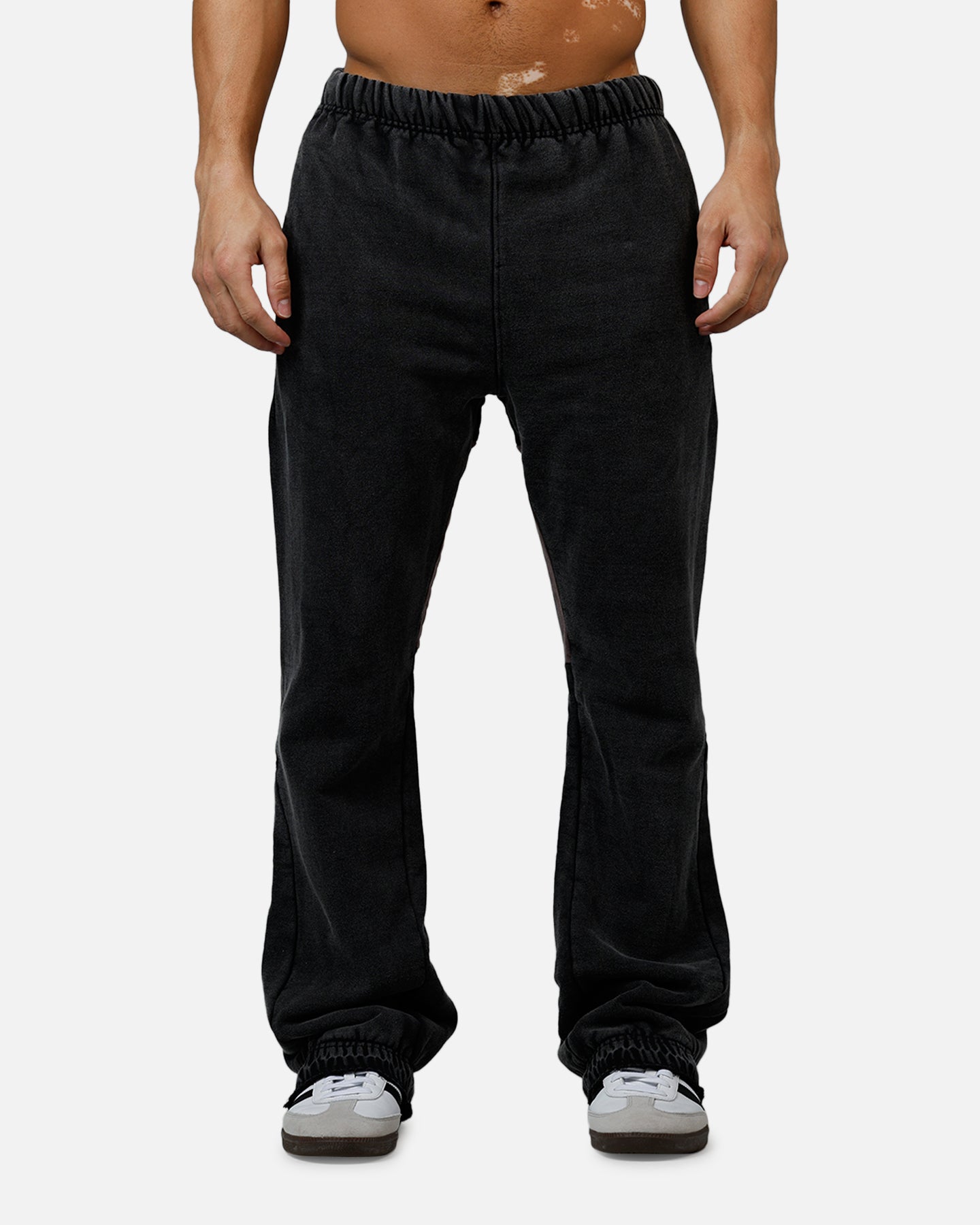 MNML Contrast Bootcut Sweatpants Vintage Black