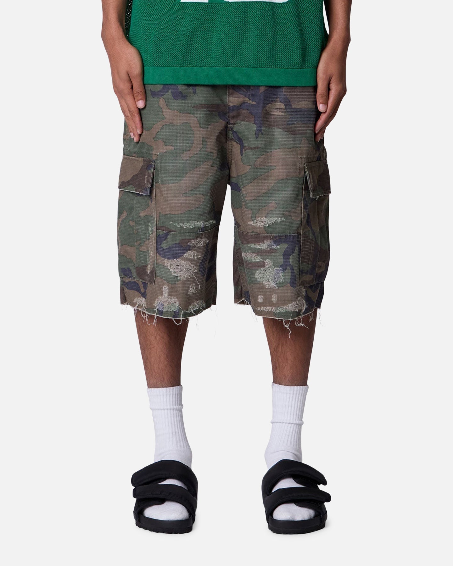 MNML Baggy Distressed Cargo Shorts Camo
