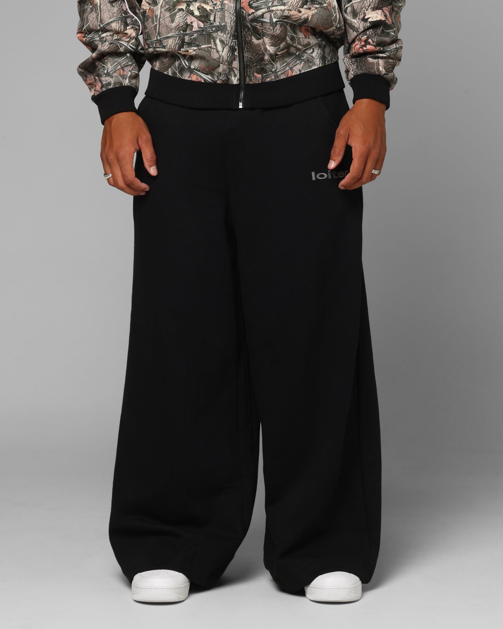 Loiter Ultra Hybrid Sweatpants Black