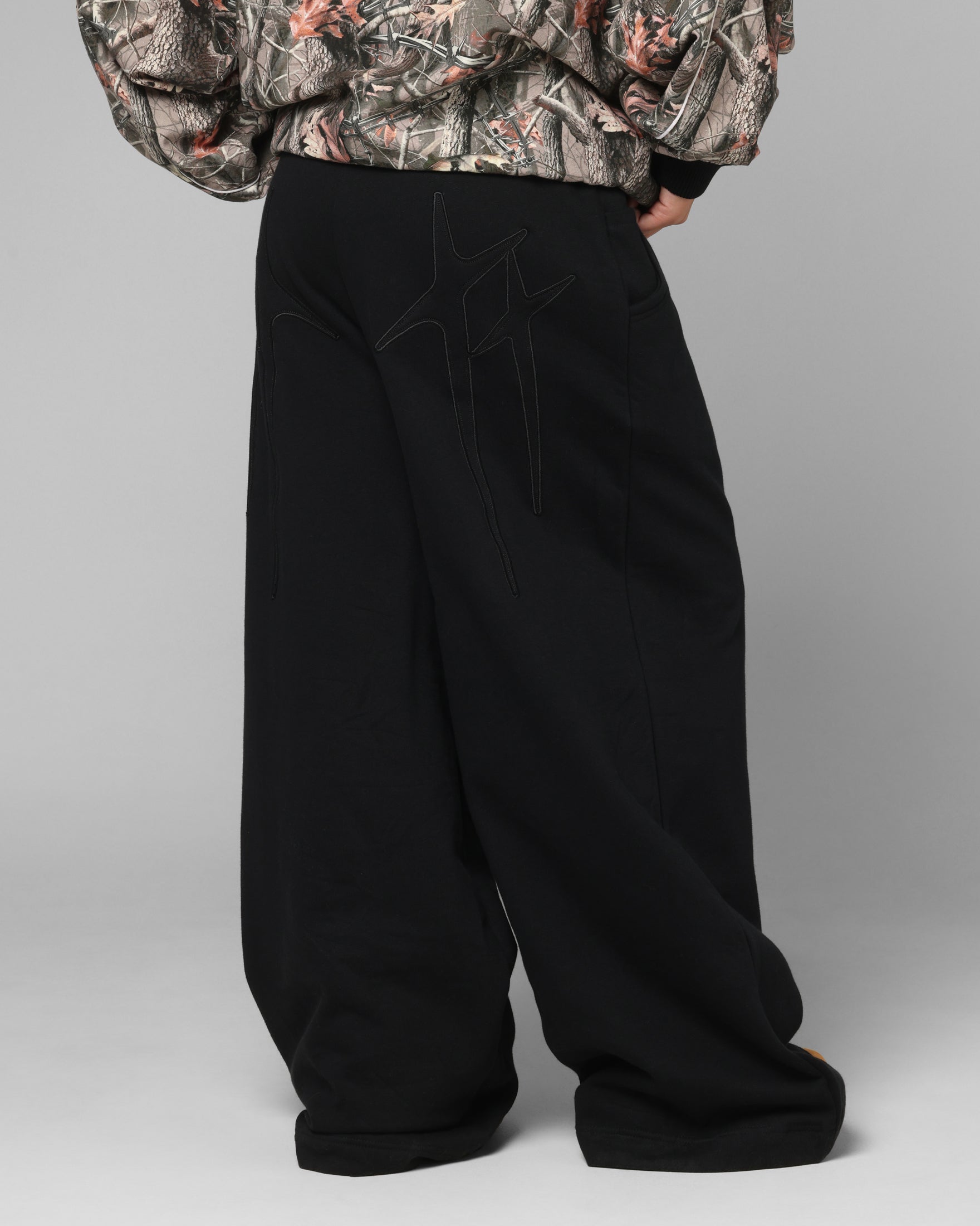 Loiter Ultra Hybrid Sweatpants Black