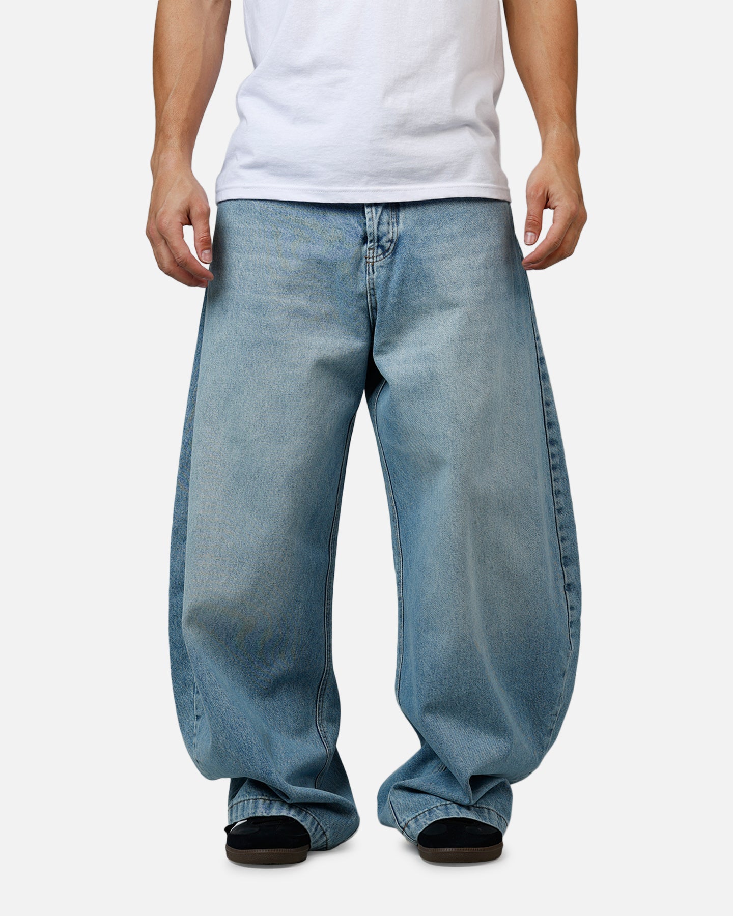 MNML Barrel Denim Jeans Light Blue