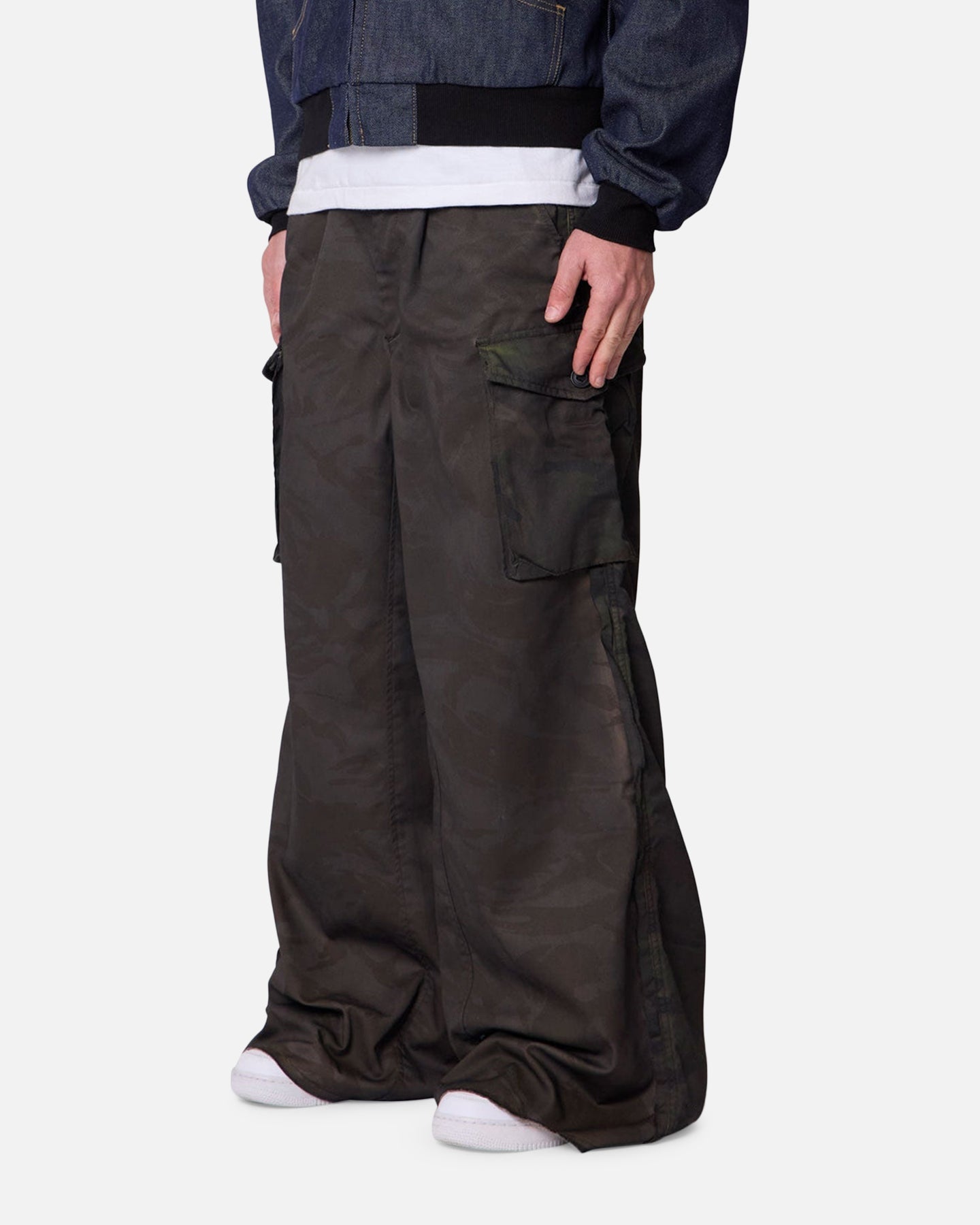 MNML Overdye Rave Cargo Pants Camo