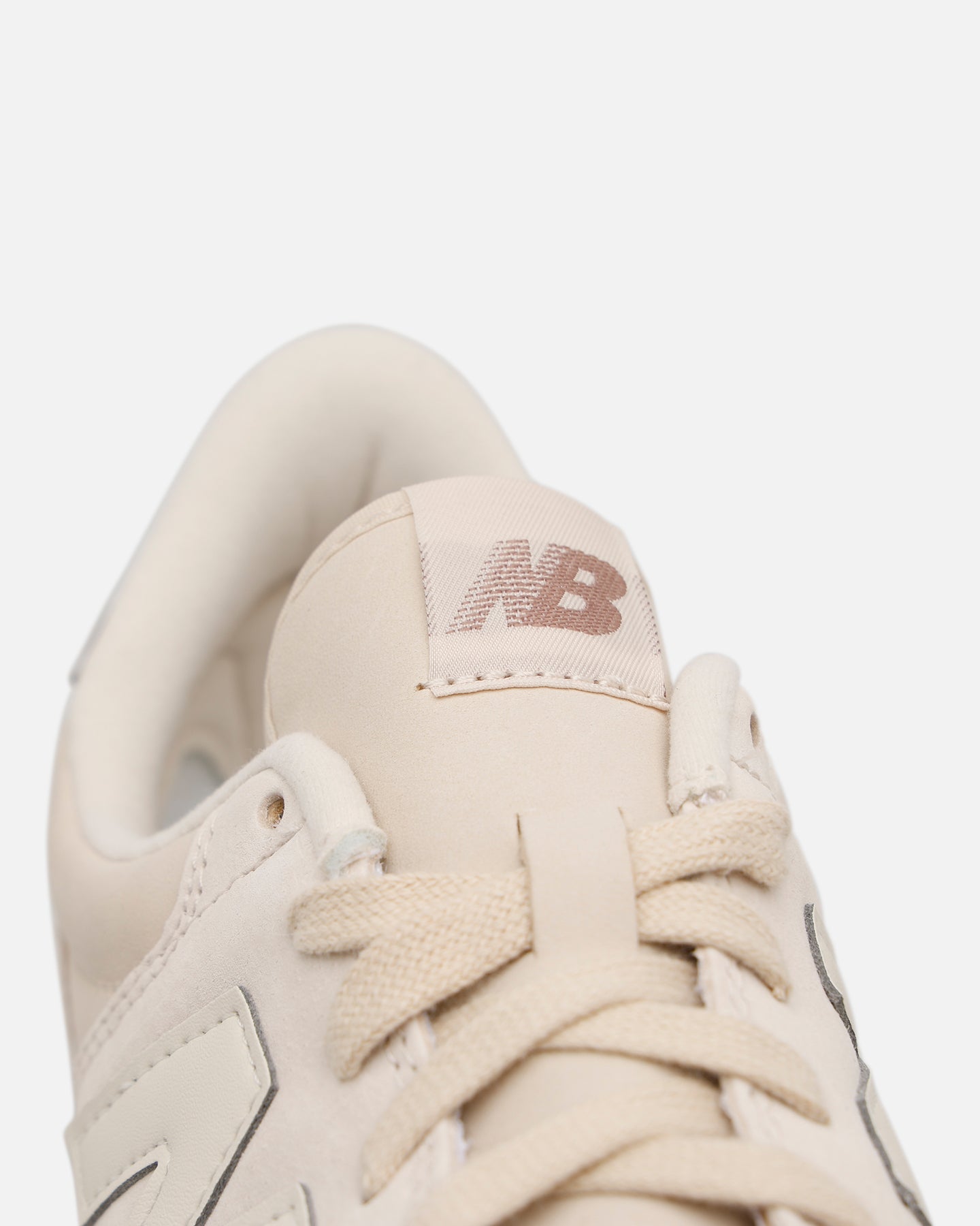 New Balance T500 Linen