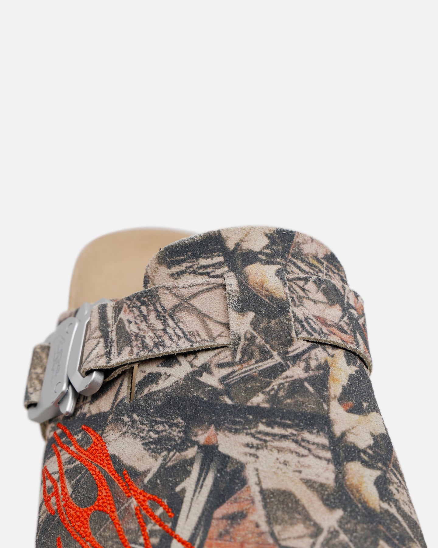 Loiter Spire Mule Real Tree Camo