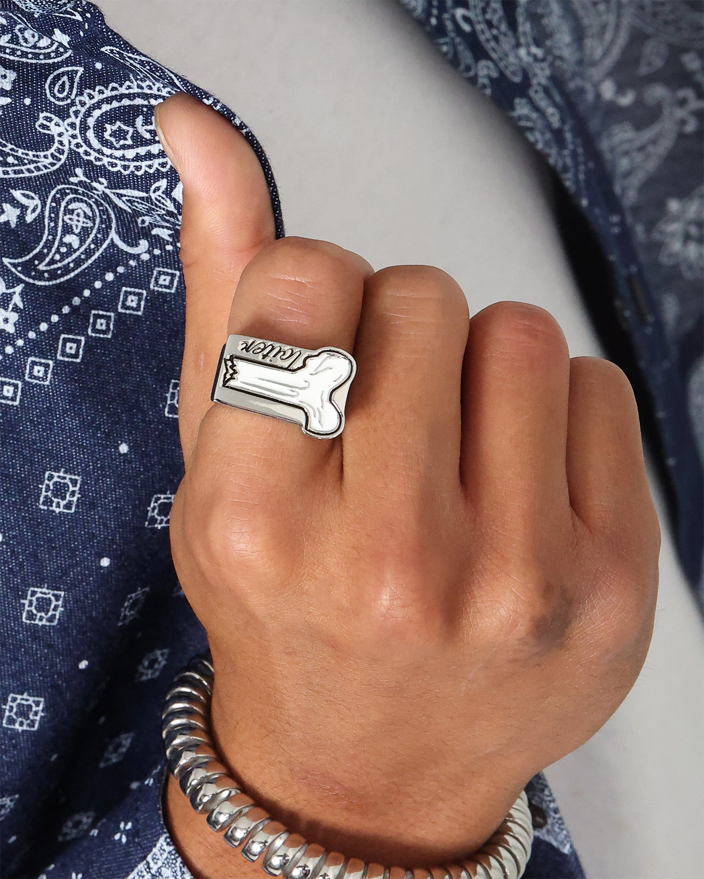 Loiter Breaking Bones Ring Silver/Black