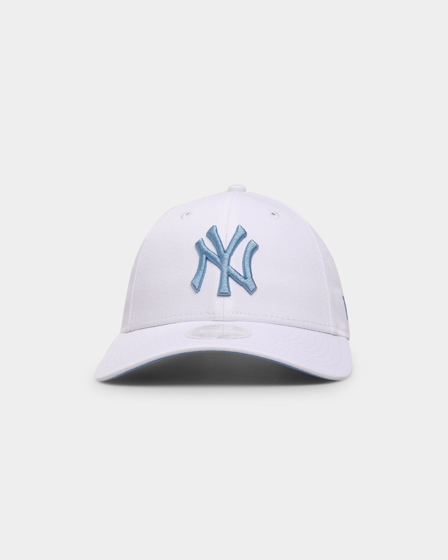 New Era Women's New York Yankees "Legend Blue" 9FORTY Casual Strapback White/Legend Blue