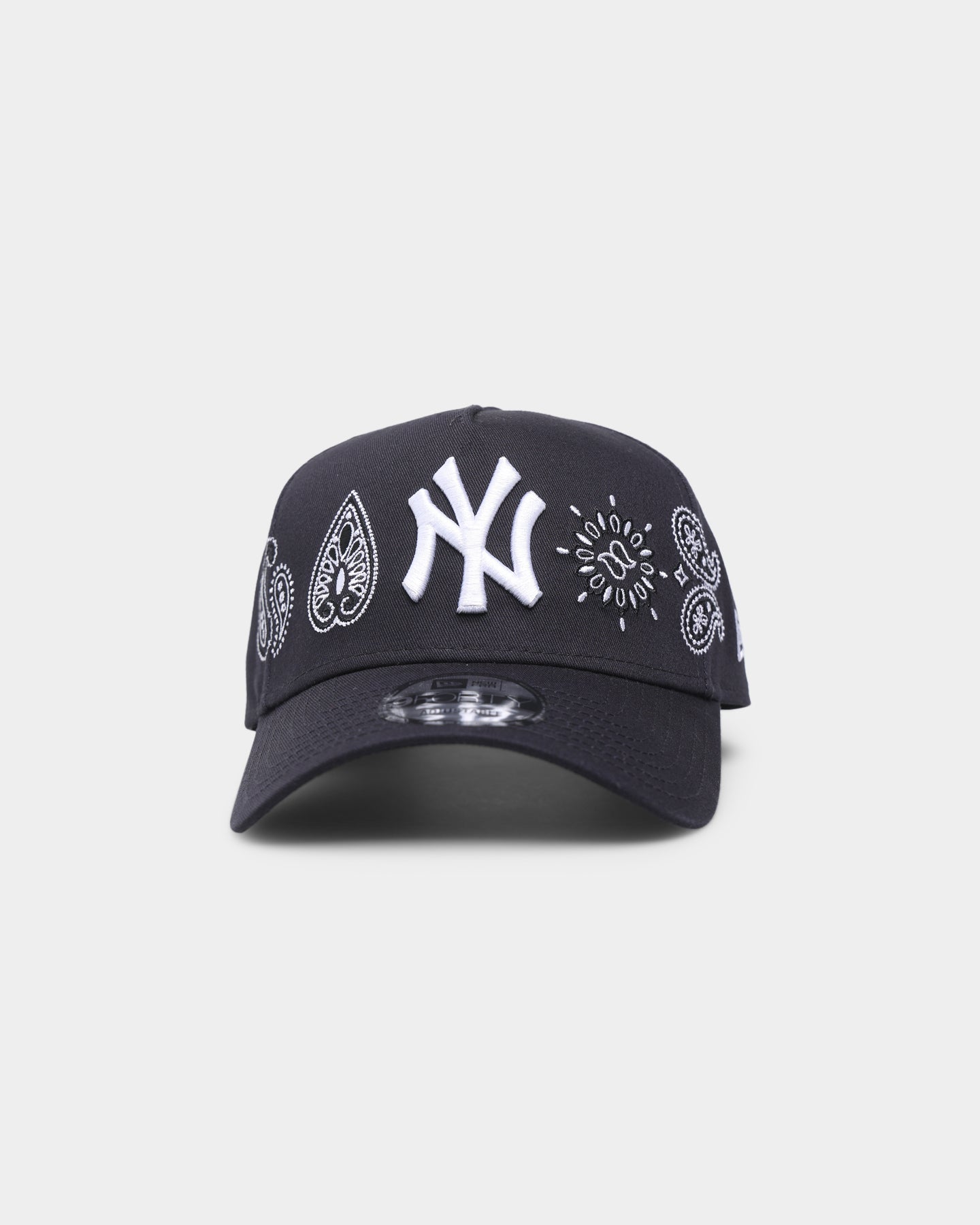 New Era New York Yankees 'Paisley Logo' 9FORTY A-Frame Snapback Navy