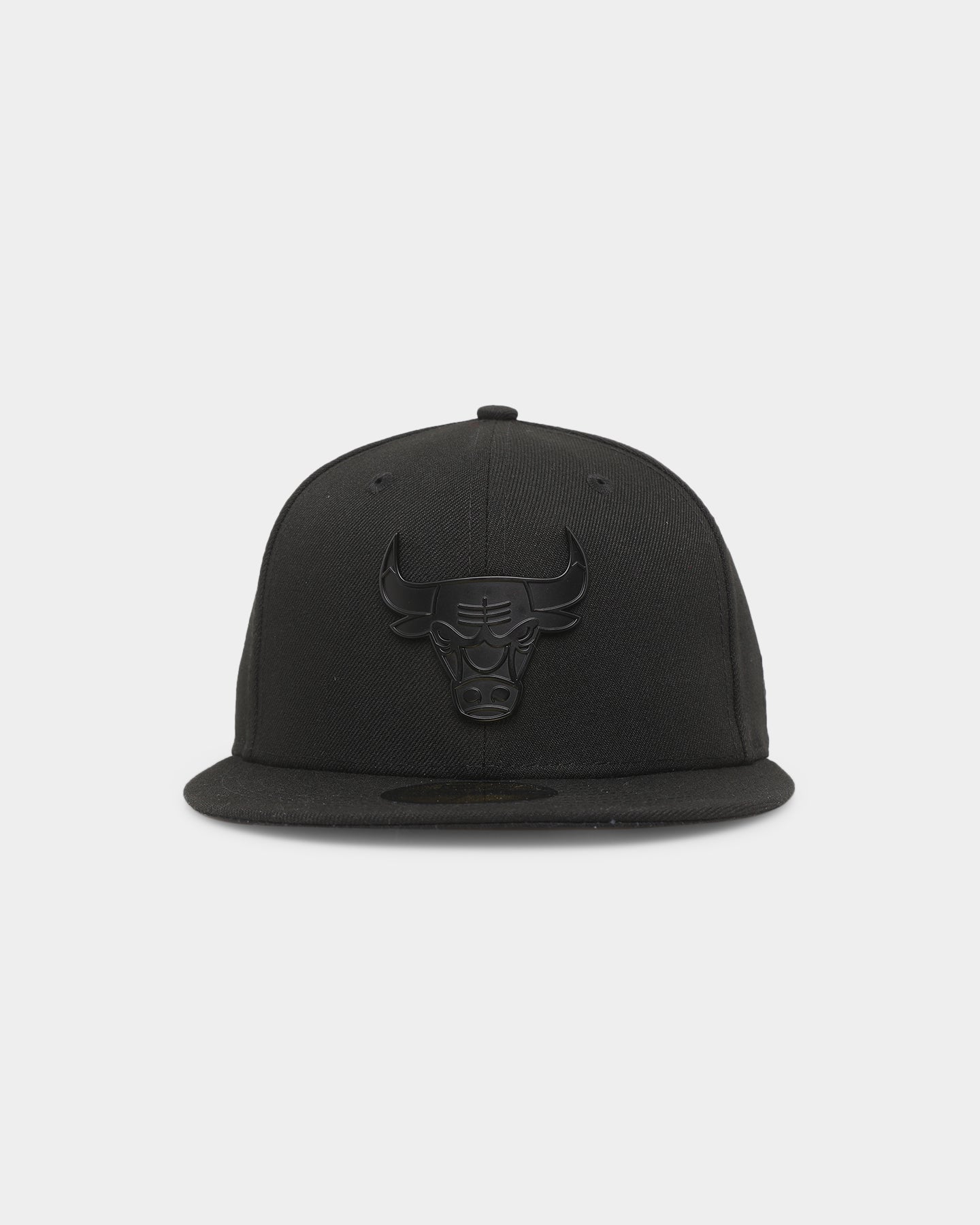 New Era Chicago Bulls 'Metal Badge' 59FIFTY Fitted Black/Black