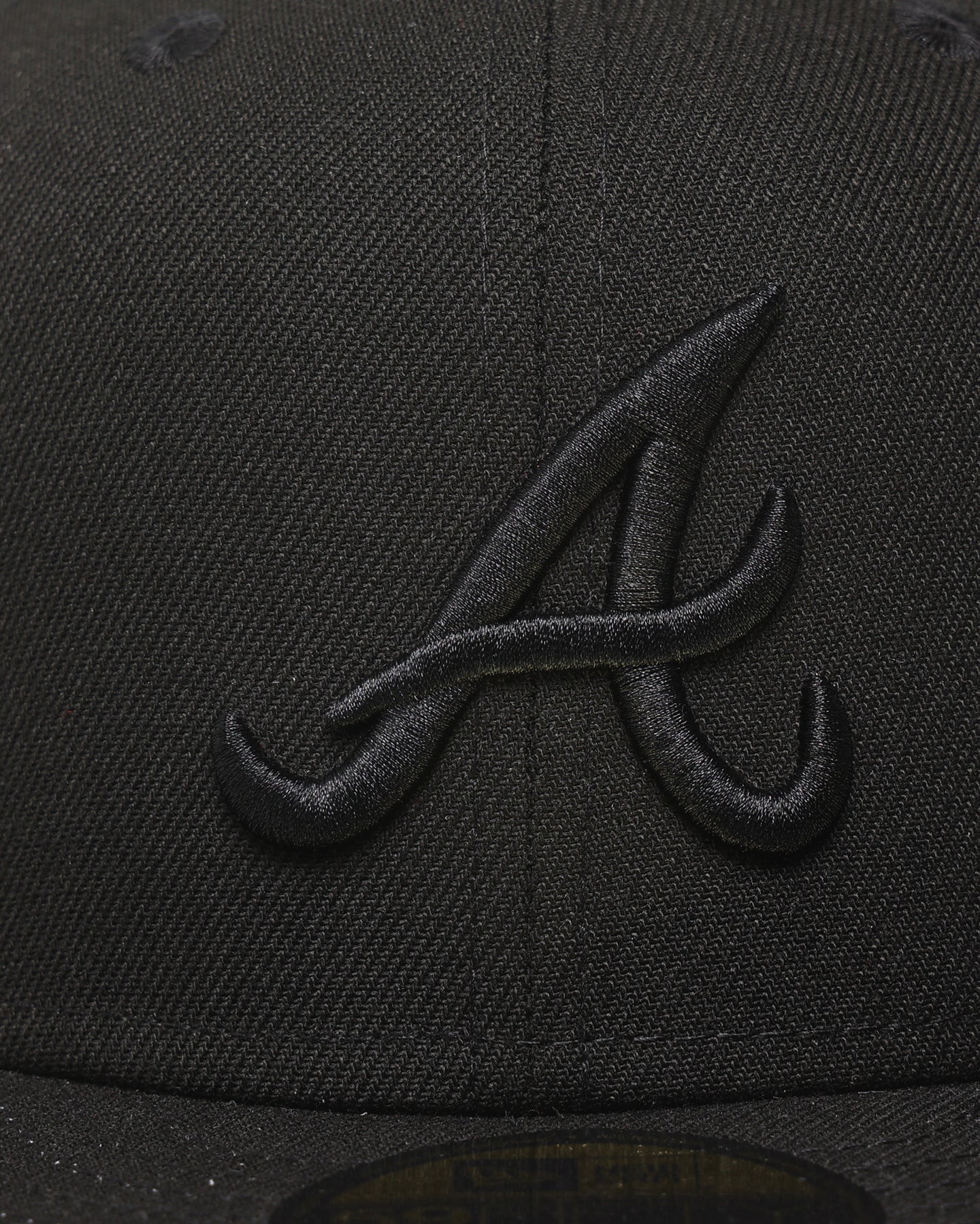 New Era Atlanta Braves 'Black On Black' 59FIFTY Fitted Black/Black