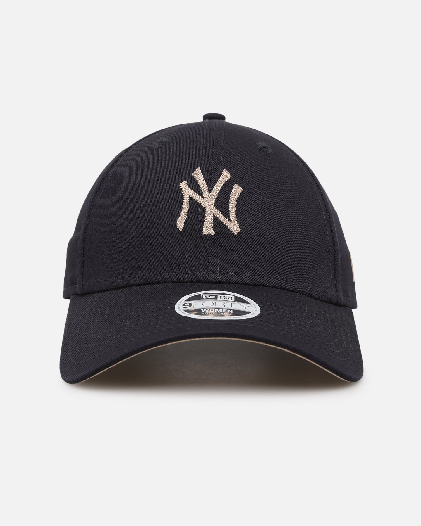 New Era Women's New York Yankees 9FORTY Strapback OTC