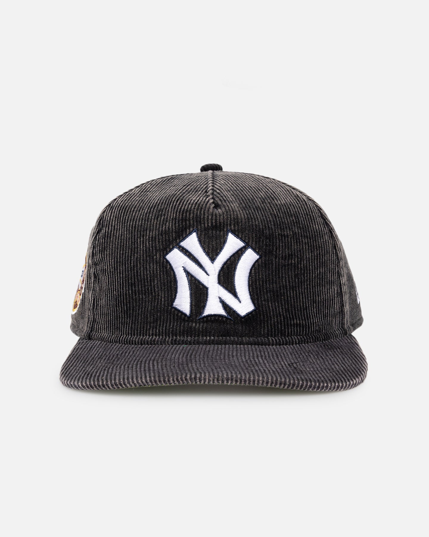 New Era New York Yankees 'Washed Corduroy Golfer' Pre-Curved Golfer Snapback Washed Black